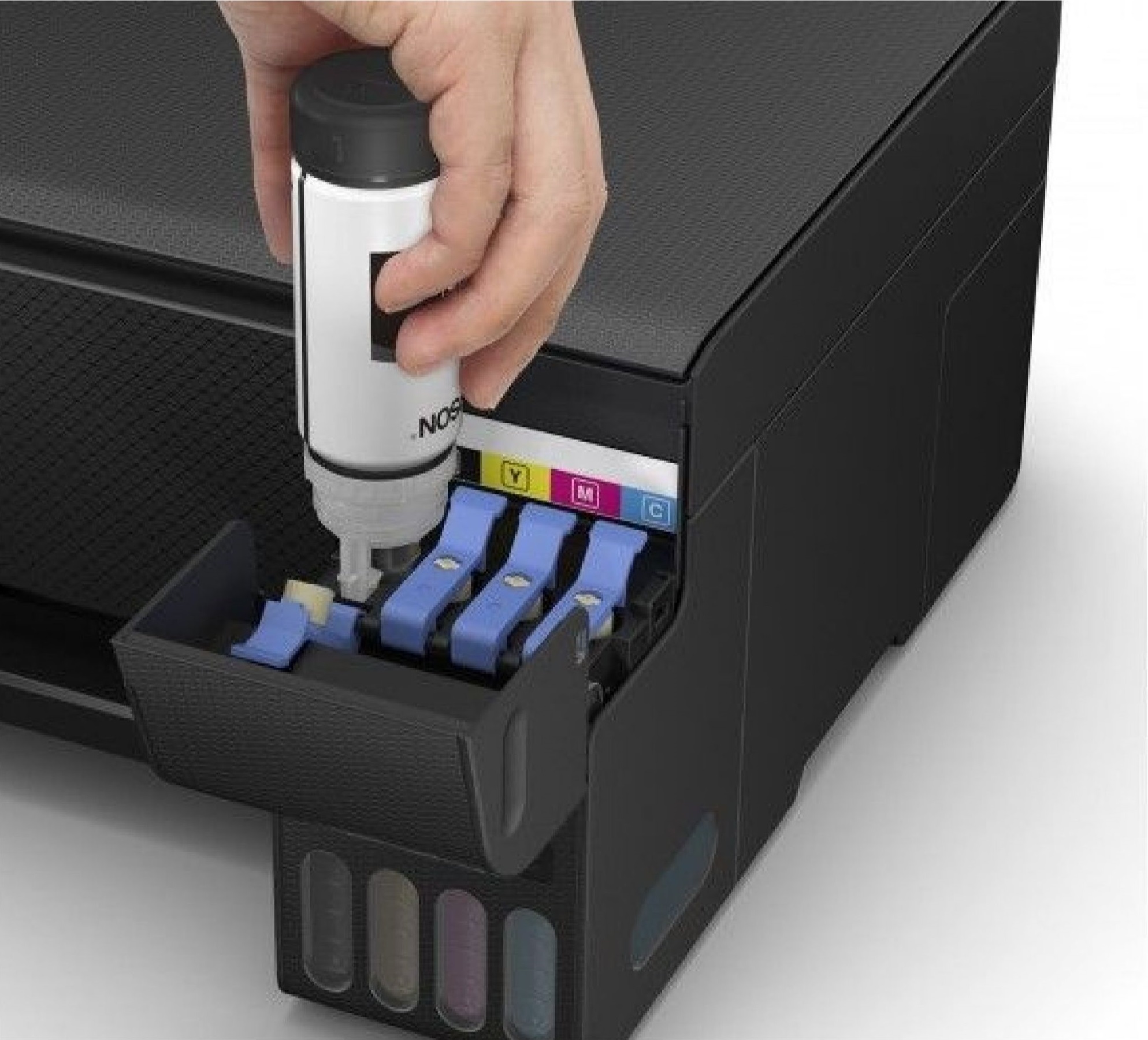 Dopĺňanie atramentu by nemalo byť náročné Vyobrazenie Dopĺňanie atramentu by nemalo byť náročné